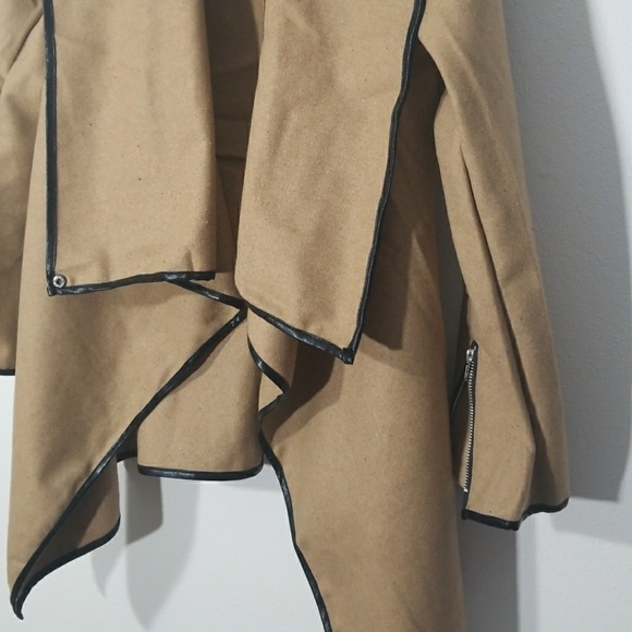 Beautiful Fitted Jacket Cardigan - Picture 4 of 7